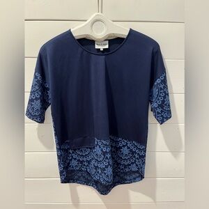 💙 Elegant navy blue short-sleeve top by Leo & Ugo Paris, size 3 (equivalent to L